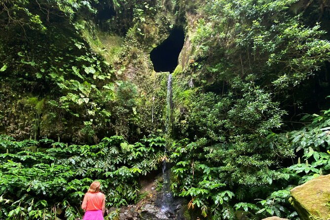 full-day-hiking-trail-window-of-hell-caldeira-velha