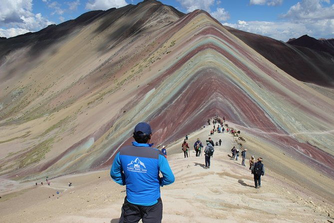 full-day-hiking-trip-to-the-rainbow-mountain-from-cusco-private