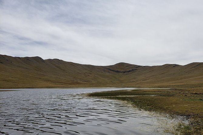 full-day-horseback-riding-to-the-viewpoint-of-the-lagoons-from-cusco