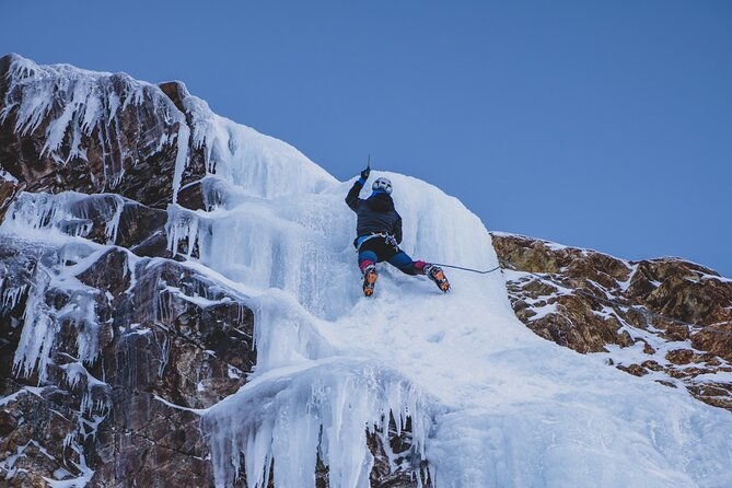 full-day-ice-climbing-experience-in-ushuaia