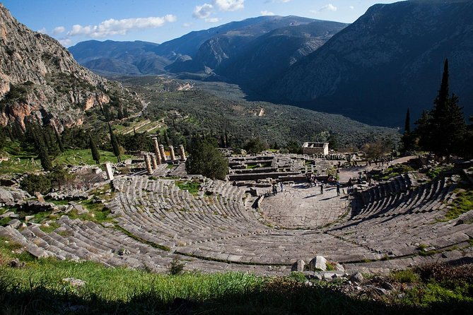 full-day-in-delphi-explore-one-of-the-most-famous-archaelogical-sites-of-greece