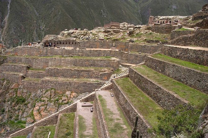 full-day-in-the-sacred-valley-the-pantry-of-cusco