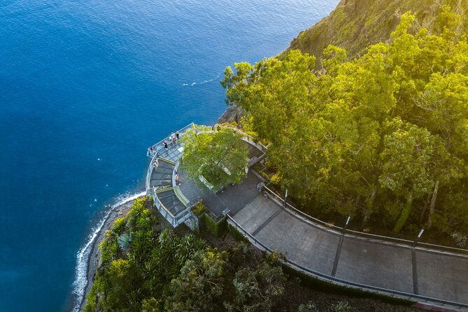 full-day-jeep-safari-tour-to-porto-moniz-and-cabo-girao