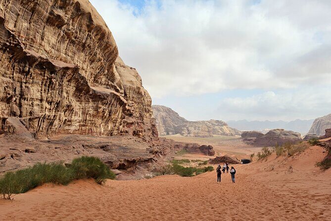 Full Day Jeep Tour and overnight stay (all meals included) - Discovering Wadi Rum: A Complete Overview