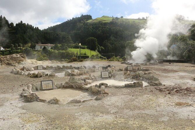 full-day-jeep-tour-to-furnas