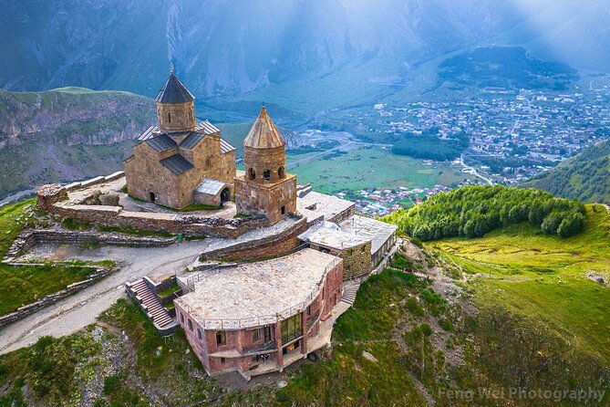full-day-kazbegi-guided-tour-in-georgia