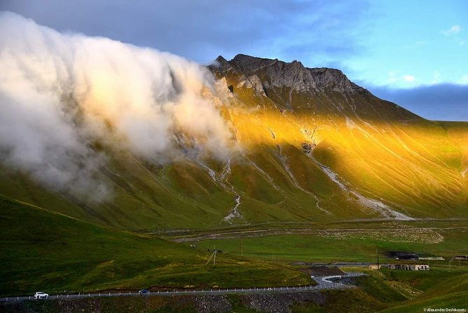 full-day-kazbegi-private-tour-from-tbilisi