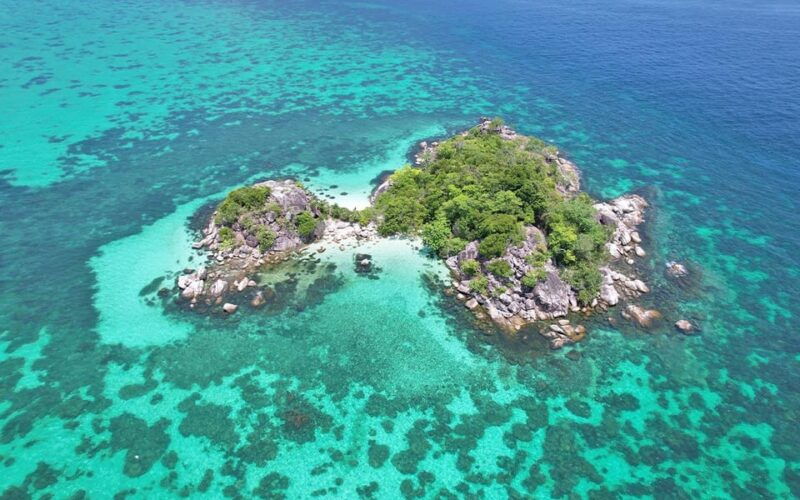 Full-Day Koh Lipe 5 Points Snorkeling (East Zone) With Lunch - Included Services