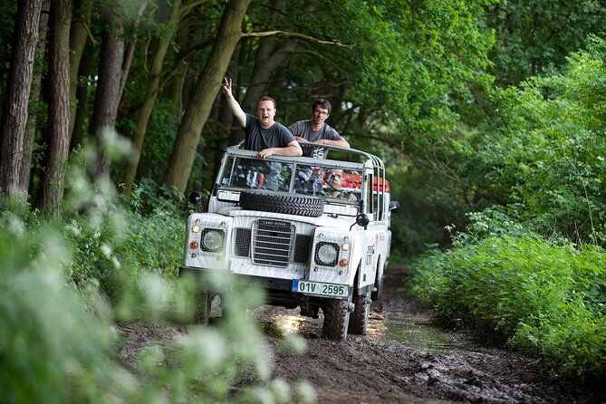 full-day-land-rover-driving-off-road-experience-prague