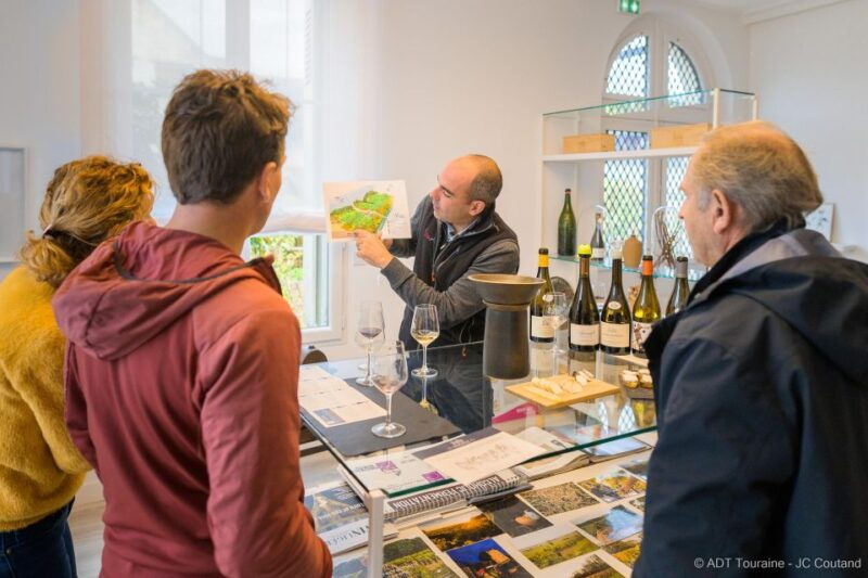 full-day-loire-valley-wine-tour-with-lunch-vouvray-chinon