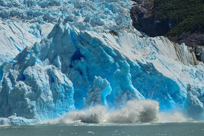 full-day-navigation-through-the-glaciers