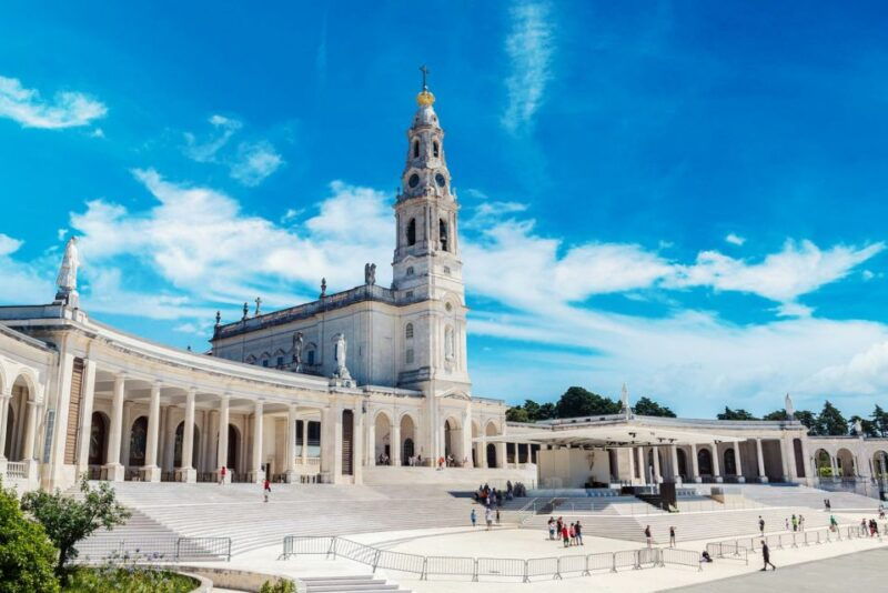 full-day-nazare-fatima-tour