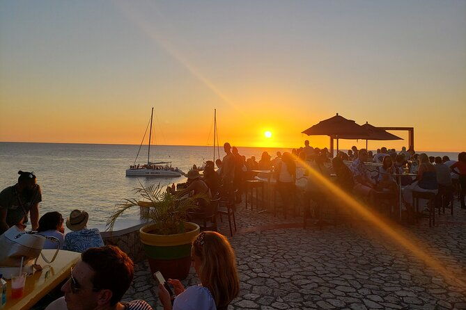 full-day-negril-ricks-cafe-sunset-tour-from-montego-bay