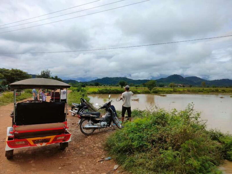 full-day-original-bamboo-train-wat-banan-phnom-sampov