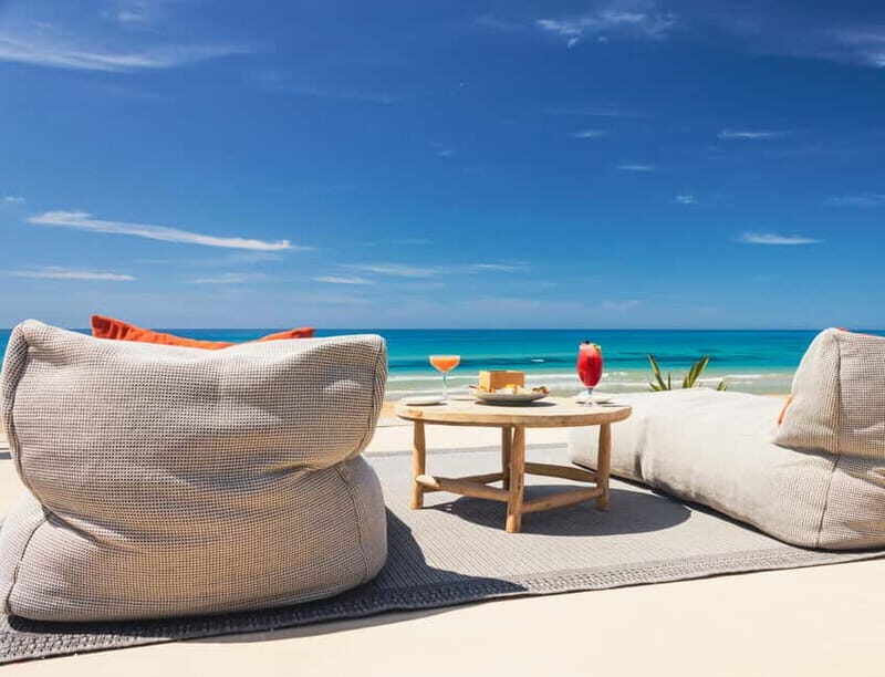 Full Day Pass to Cala Manbrù Beach Club - The Details of the Cala Manbrù Beach Club Experience