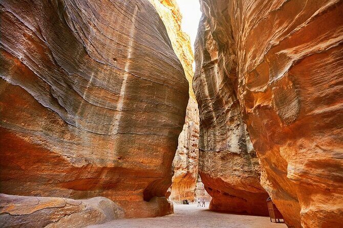 Full Day Petra and Wadi Rum Tour from Amman - What’s Included and What’s Not