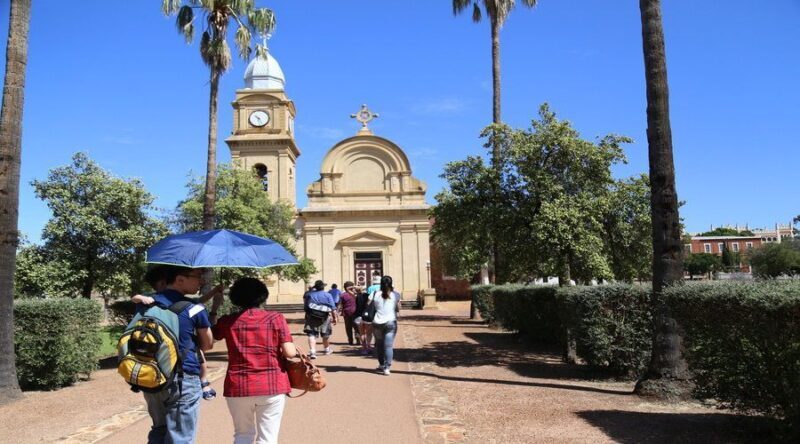 Full Day Pinnacles Desert and New Norcia - Who Will Love This Tour?