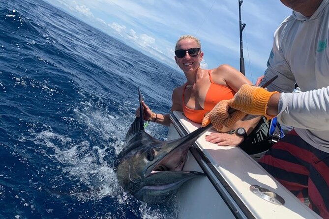 full-day-playa-flamingo-private-fishing-trip
