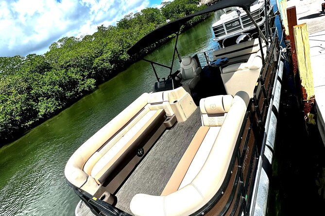 full-day-premium-24ft-pontoon-boat-with-cozy-lounge-upgrades