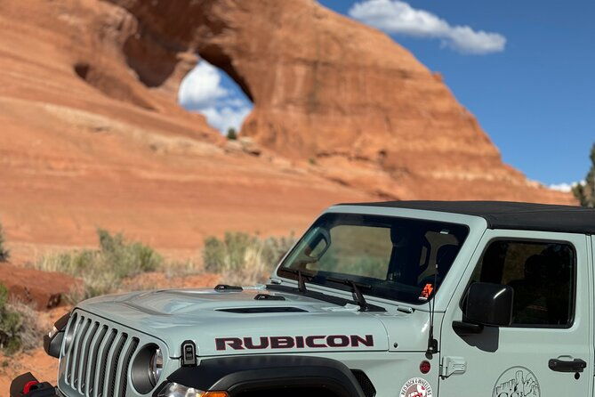 full-day-private-4x4-guided-jeep-experience-in-moab