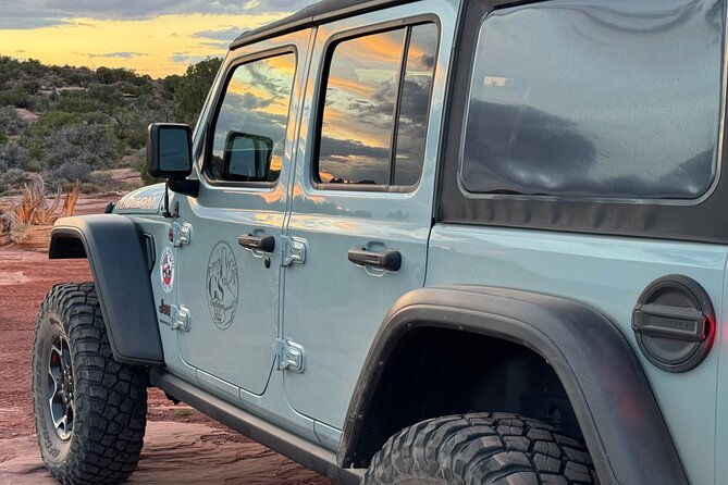 full-day-private-4x4-guided-jeep-experience-in-moab