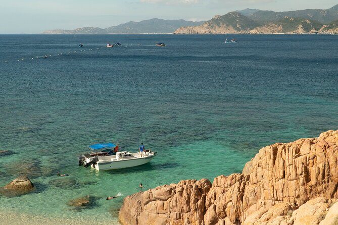 Full Day Private Adventure in Vinh Hy Bay - Key Points