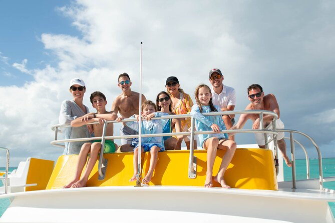 full-day-private-boat-charter-at-grace-bay-providenciales