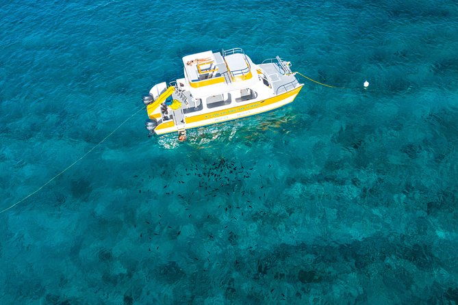 full-day-private-boat-charter-at-grace-bay-providenciales