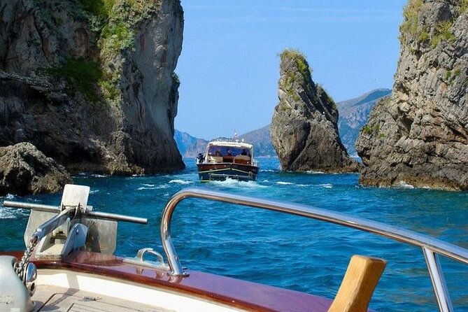 full-day-private-boat-tour-along-the-amalfi-coast