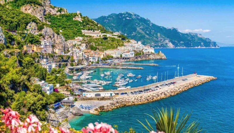 full-day-private-boat-tour-of-amalfi-coast-from-praiano