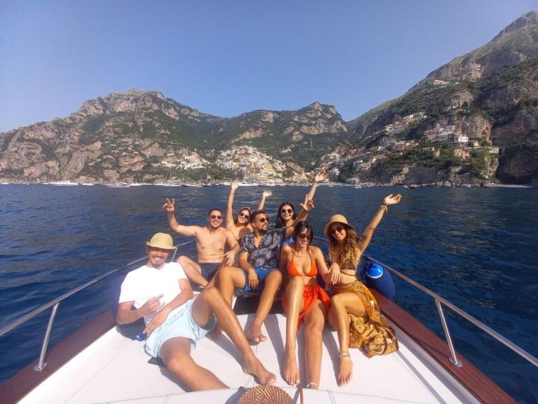 full-day-private-boat-tour-of-amalfi-coast-from-praiano
