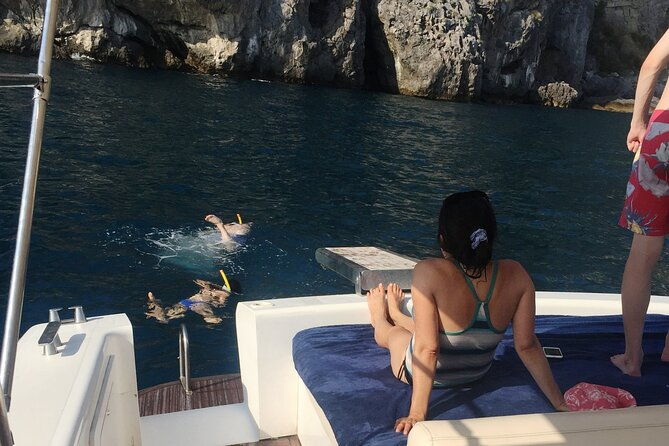 full-day-private-boat-tour-of-capri-3