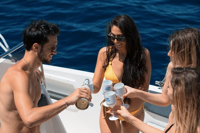 full-day-private-boat-tour-of-capri-5