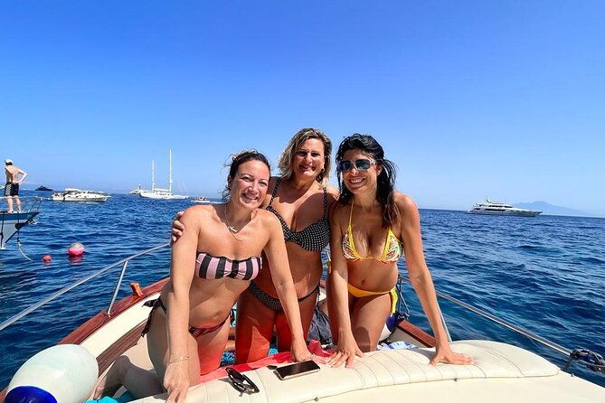 full-day-private-boat-tour-of-capri-6