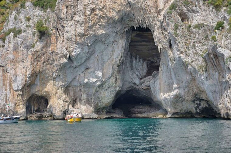 full-day-private-boat-tour-of-capri-from-amalfi