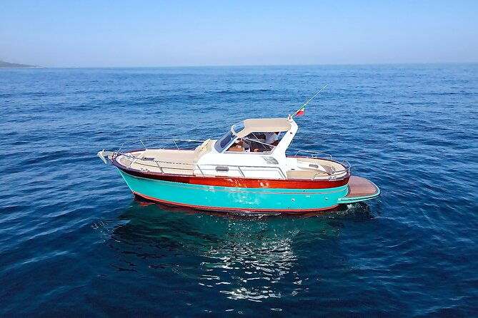 full-day-private-boat-tour-to-gulf-of-naples-ischia-procida