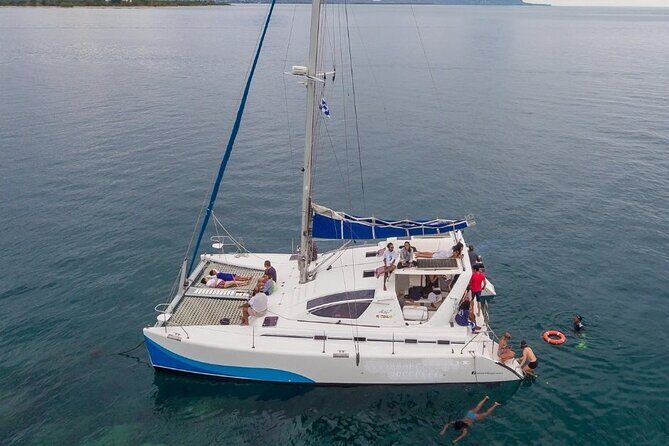 Full Day Private Catamaran Cruise to Bénitiers Island - Full Day Private Catamaran Cruise to Bénitiers Island