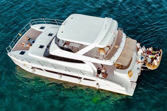 Full day Private Charter to the Southern Islands - An Inside Look at the Full Day Private Charter Experience