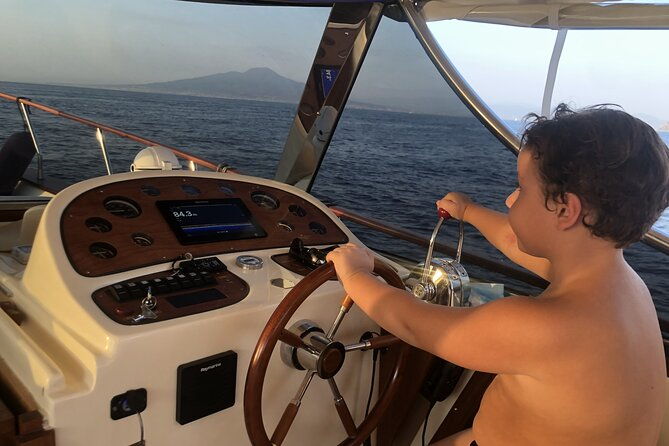 full-day-private-cruise-in-capri-from-sorrento