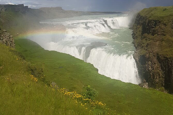 full-day-private-golden-circle-and-hot-springs-tour-in-hvammsvik