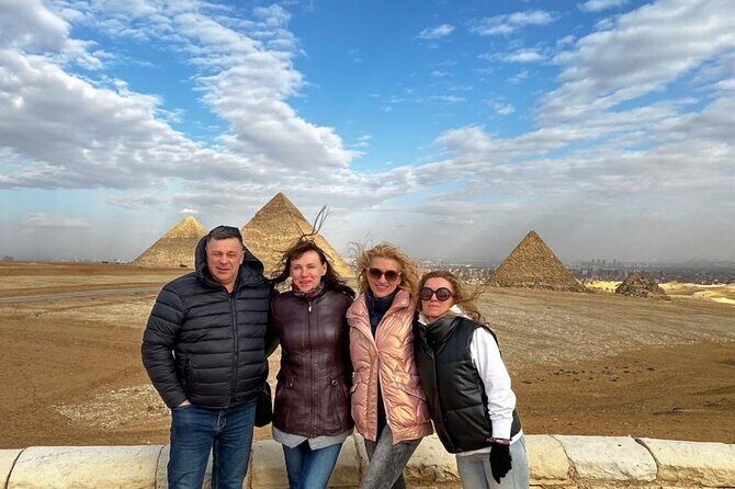 Full Day Private Guided Pyramids, Sphinx and Egyptian Museum Tour - Exploring the Itinerary in Detail