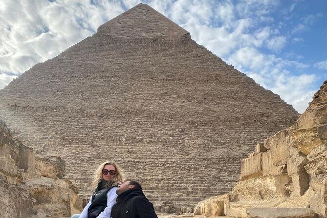 Full Day Private Guided Pyramids, Sphinx and Egyptian Museum Tour - The Sum Up