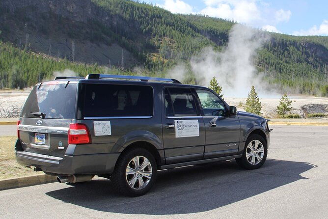 full-day-private-guided-tour-in-yellowstone-national-park