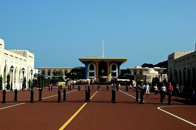 Full Day Private Guided Tour of Oman History in Muscat - Exploring Muscat’s Iconic Landmarks in Depth