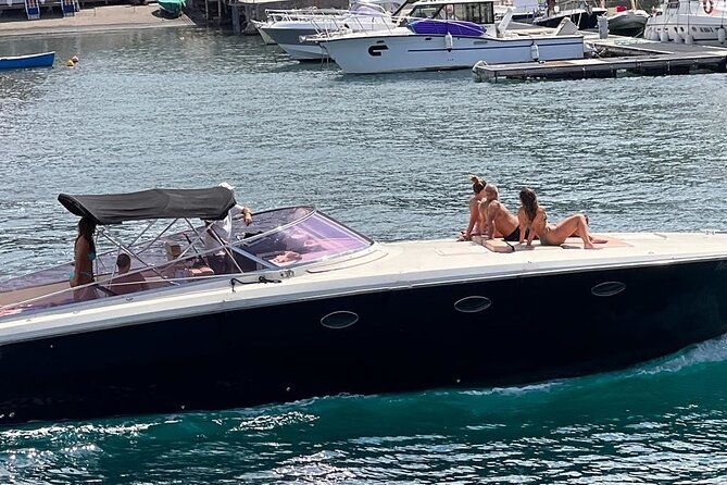 full-day-private-guided-tour-to-amalfi-coast-by-boat