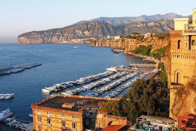 full-day-private-guided-tour-to-positano-and-sorrento-and-pompeii-from-naples