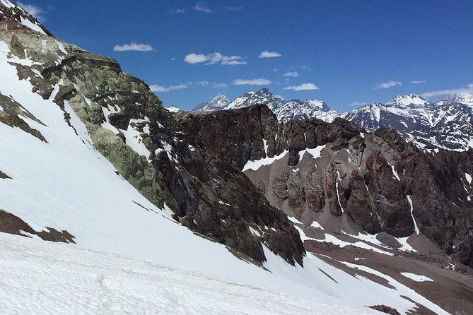 full-day-private-hike-to-the-top-of-el-pintor-from-santiago-chile