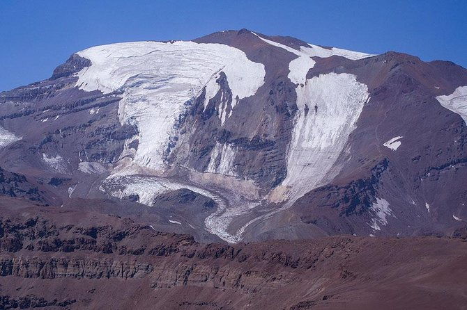 full-day-private-hike-to-the-top-of-el-pintor-from-santiago-chile