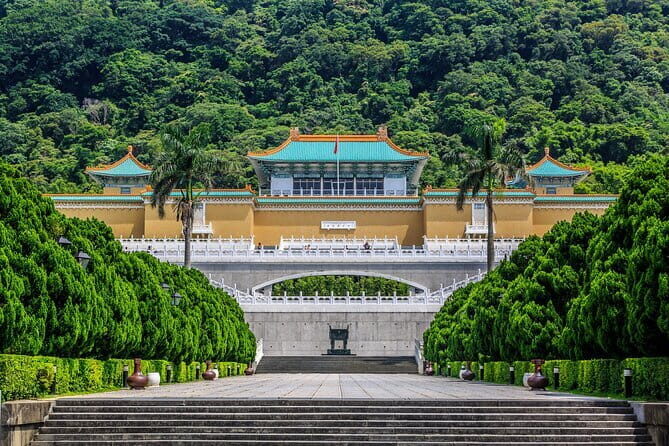 Full Day Private History Tour in Taipei City - Exploring Each Stop: What You Can Expect