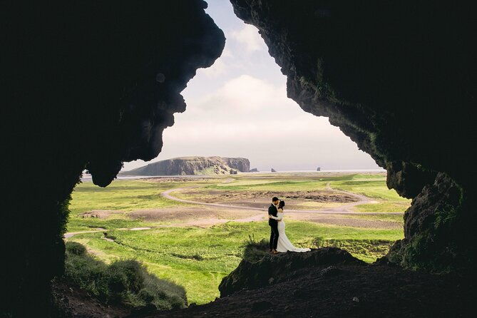 full-day-private-iceland-elopement-photographer